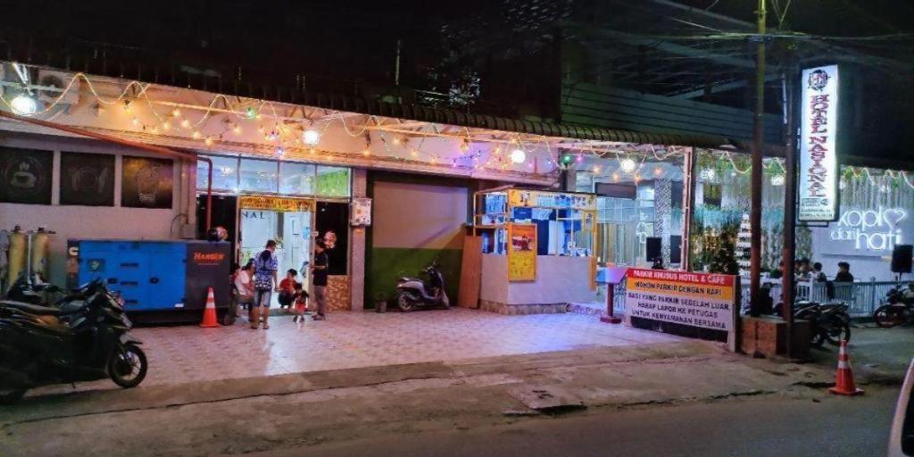 纳森诺酒店 Gunungsitoli 外观 照片